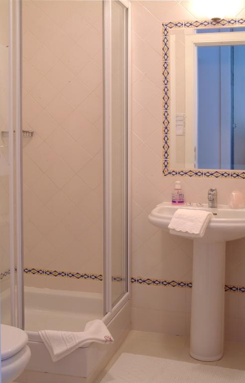 Quinta Do Vale Do Monte Guest House Viana do Castelo Room photo